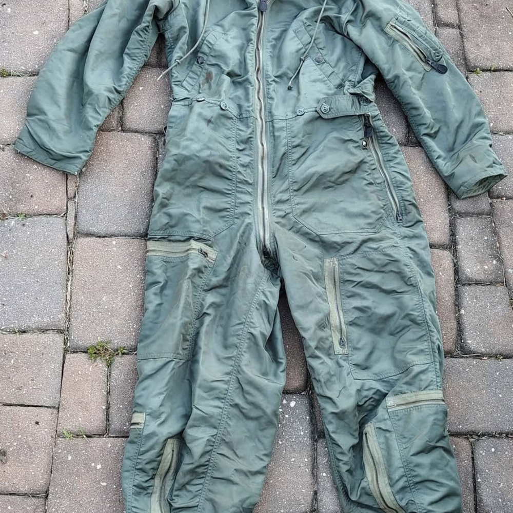 Vintage Military Men's Green Coveralls Flight Suit Pilot Uniform Medium Regular